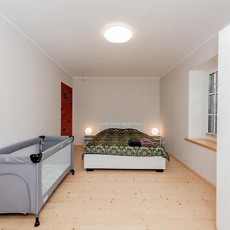Vingi Familyhouse With Free Parking And Sauna Nyaraló *