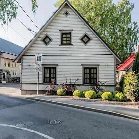 Vingi Familyhouse With Free Parking And Sauna Parnu